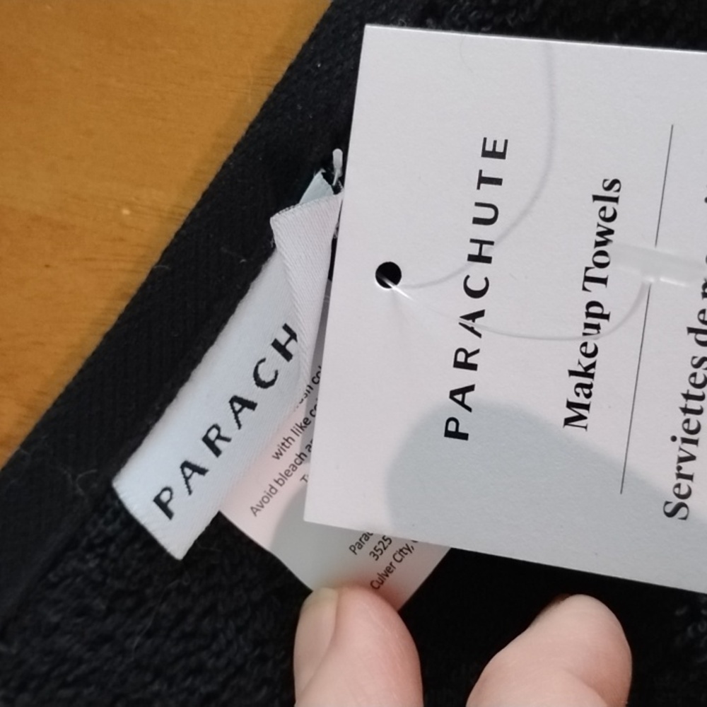 One Parachute Makeup Towel - Picture 5 of 5